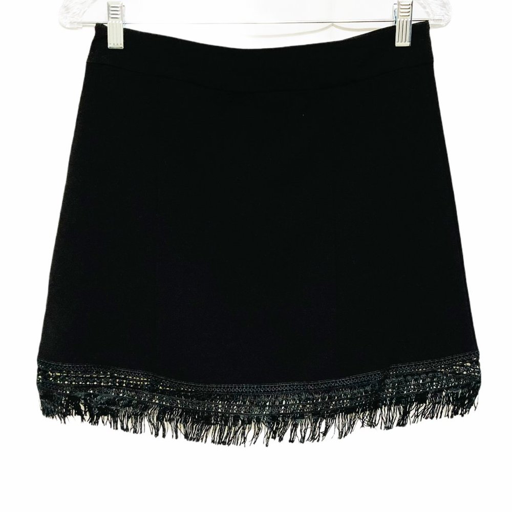 Cupcakes & Cashmere Size 2 Evelyn Fringe Mini Skirt NWT - Picture 4 of 8
